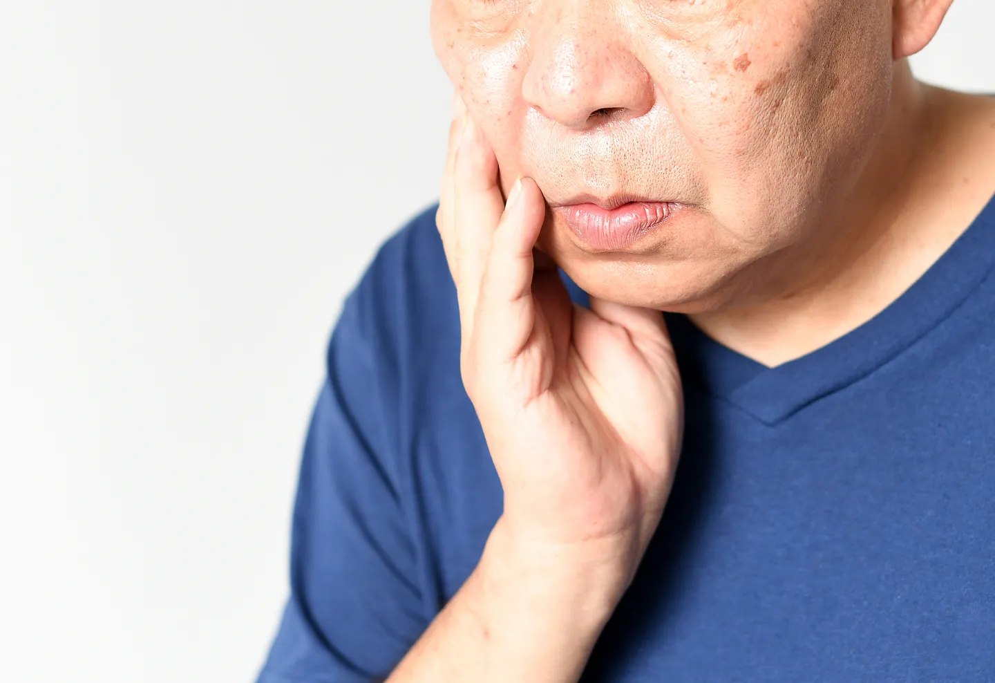 顎の骨が痩せてしまう