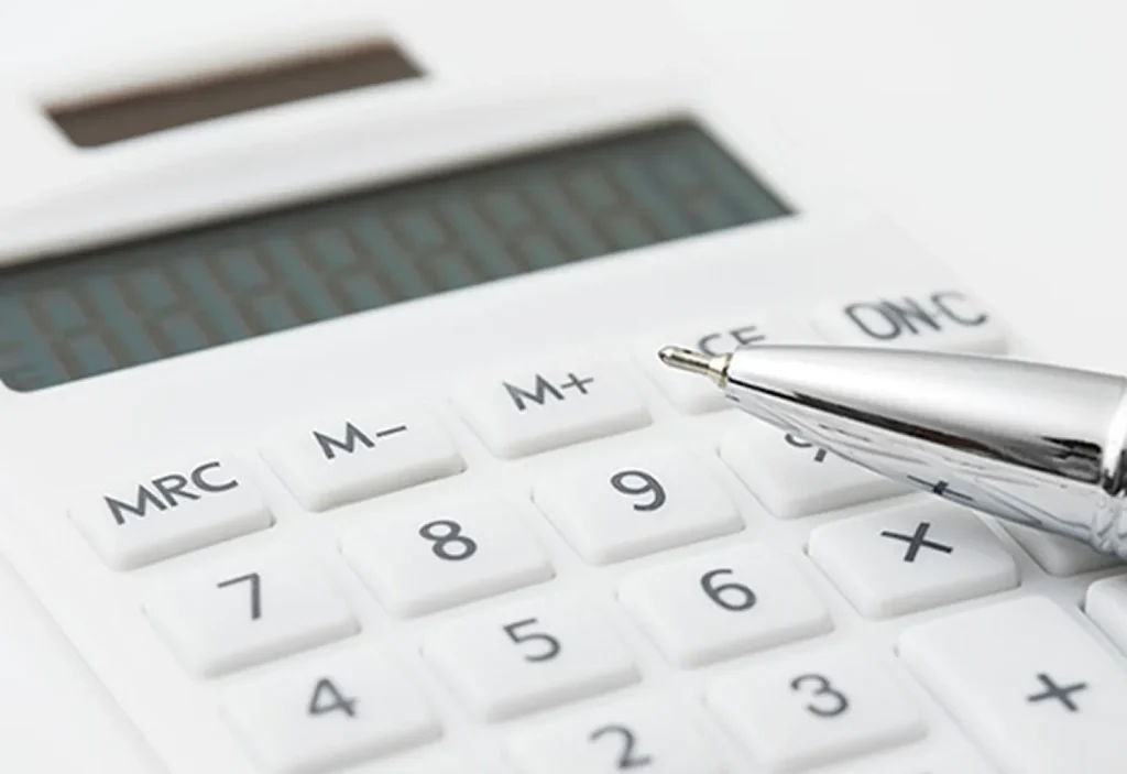 デンタルローンで分割払いが可能